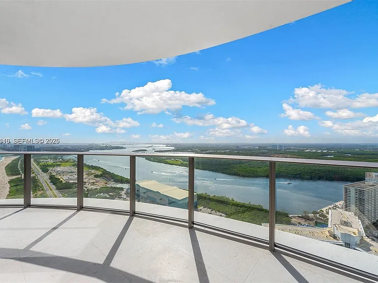 15701 Collins Ave #4105 — Photo 31