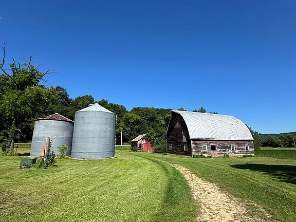 4th image of 5263 County Road 22