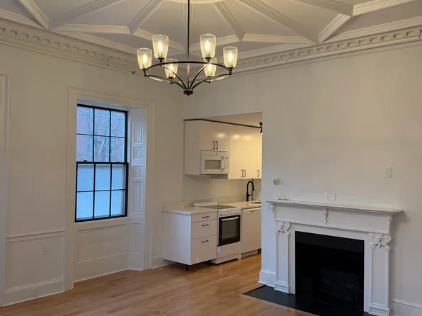 79 High St #1B, Portland, ME 04101