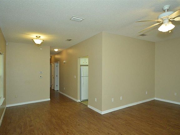 4th image of 3675 Milford St