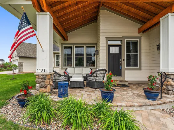 11314 Sunflower Ln N, Lake Elmo, MN 55042