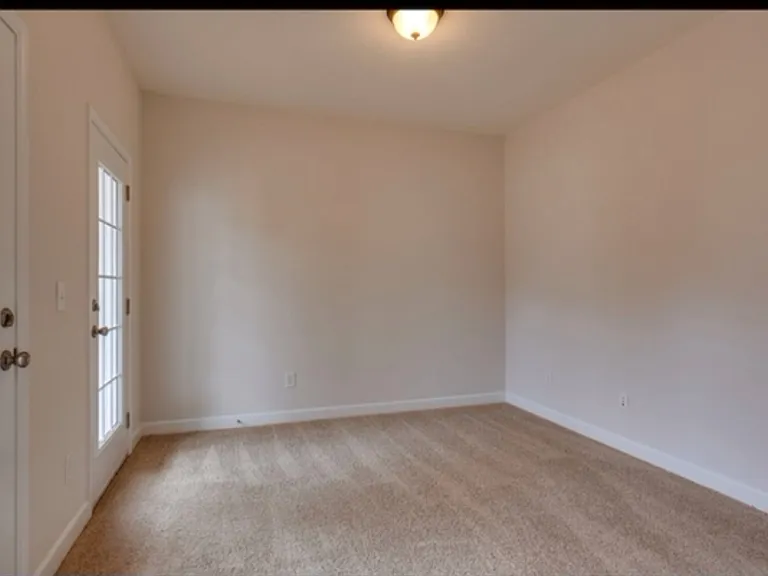 1511 Red Oak Dr — Photo 12