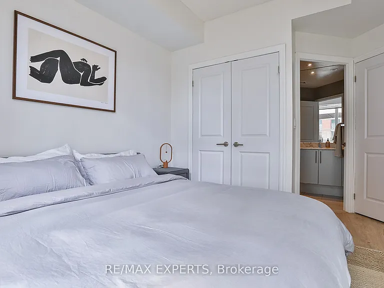 125 Western Battery Rd #404 — Photo 14