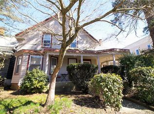 217 Rathbun St, Woonsocket, RI 02895