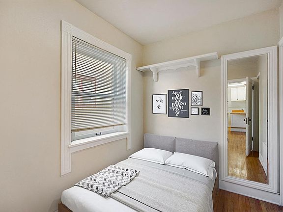 4th image of 815 N Sherman St #2