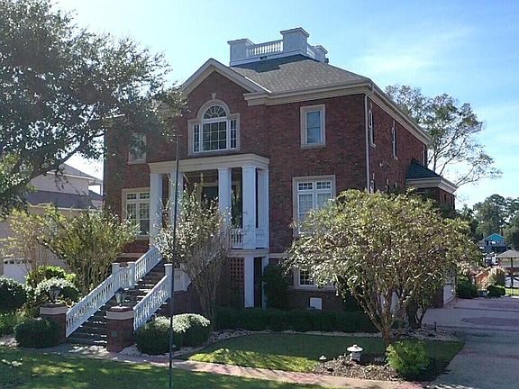 2nd image of 2775 Pinecrest Dr SE