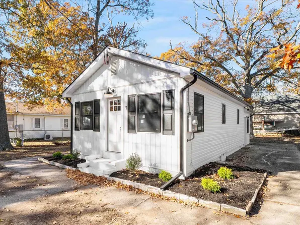 7 Tulip Ave, Villas, NJ 08251