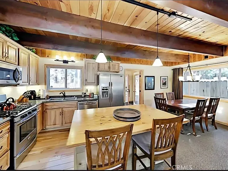 637 Saint Moritz Dr — Photo 5