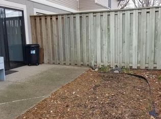 1105 Landmark Trl S, Hopkins, MN 55343