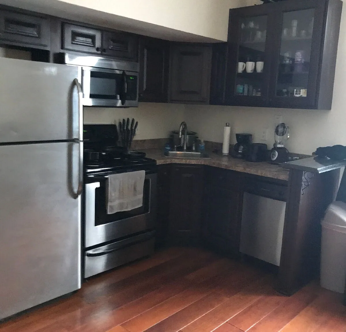 Indy Downtown Colonial Apartments — Photo 3