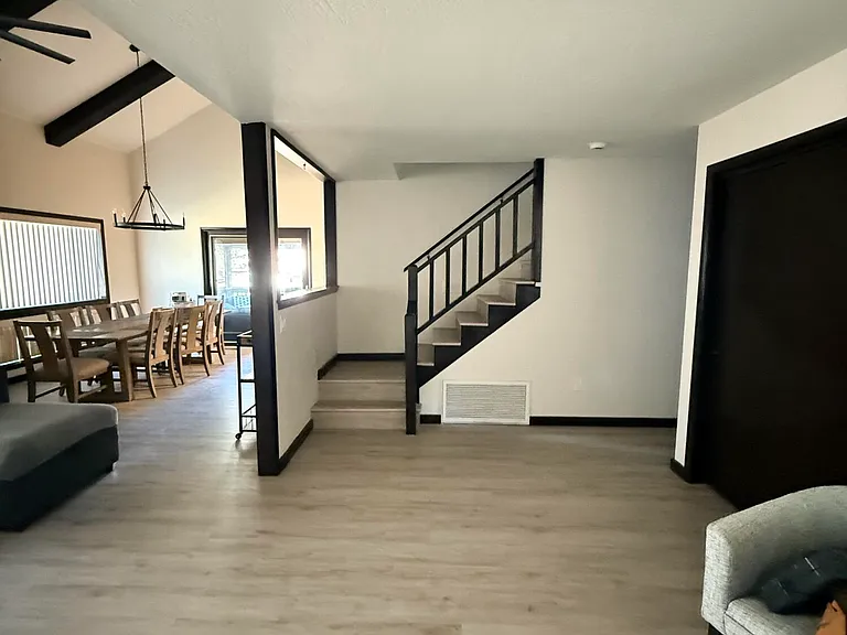 2803 N Carefree Cir — Photo 11