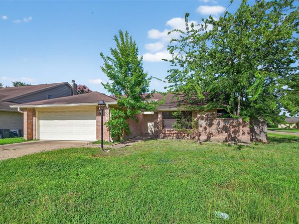 22151 Birch Valley Dr