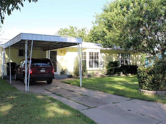 2nd image of 1216 N Douglas Ave