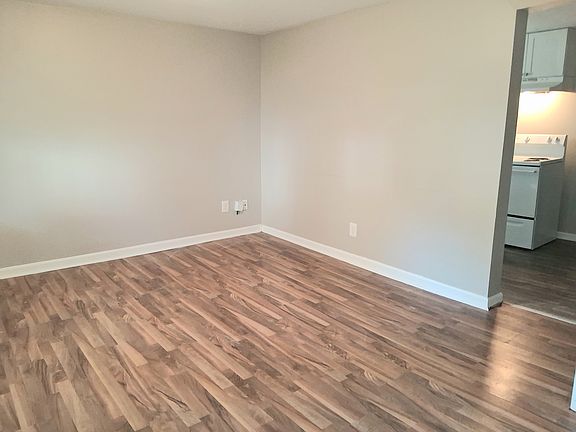 2nd image of 3506 Kahlert Ave