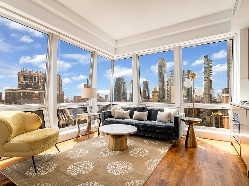 1st image of 400 5th Ave APT 32A