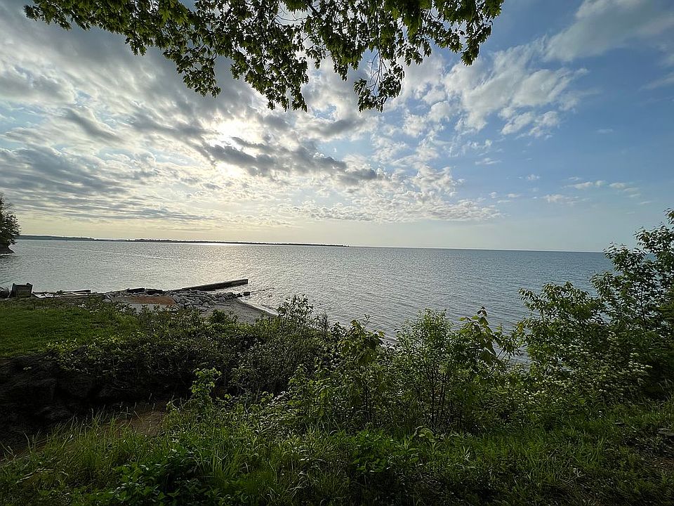 128 Halley St, Erie, PA 16511 Zillow