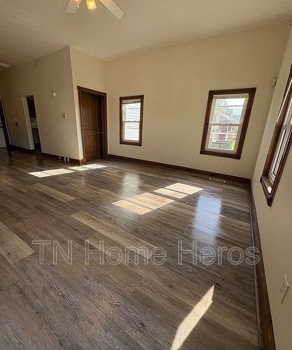 2nd image of 3128 Linden Ave
