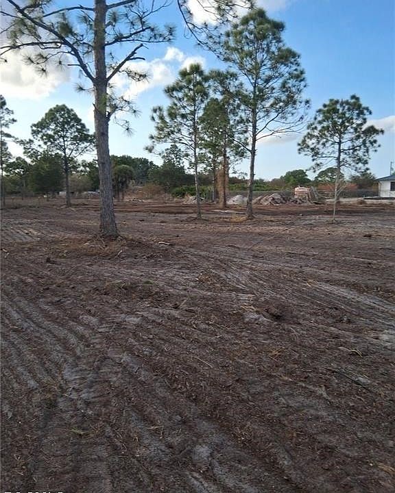 1st image of 650 N Utopia St