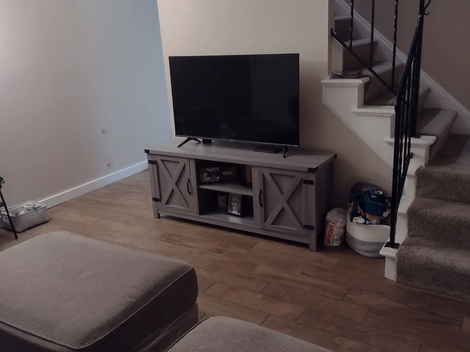 Skyline Apartments — Photo 4