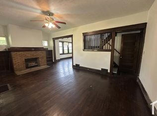 1071 Lakeview Rd, Cleveland, OH 44108