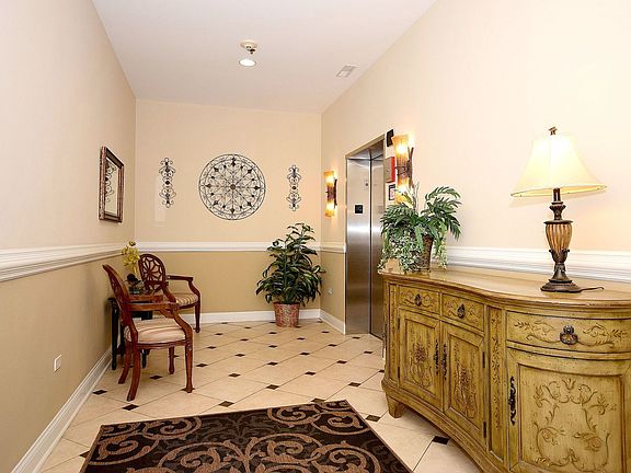 4th image of 1210 N Foxdale Dr Unit 106