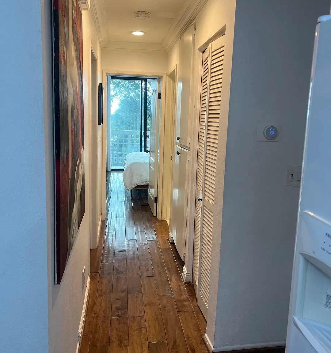 2 bed, 977 sqft, $3,500 — Photo 4