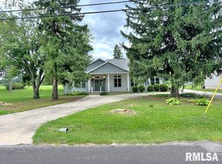300 Lilac Ln, East Peoria, IL