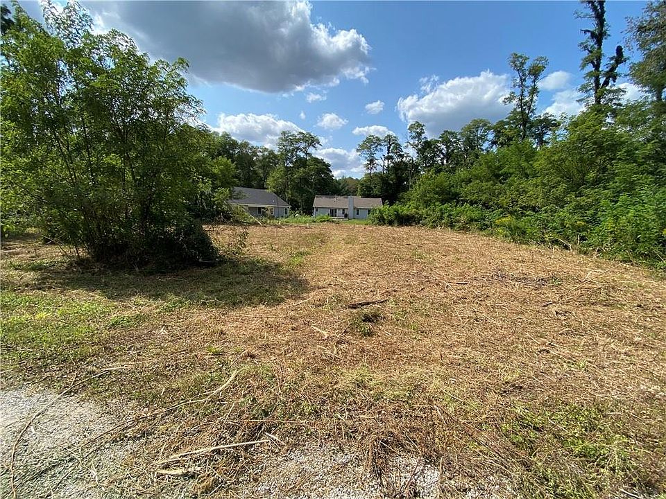 2nd image of 182 Victory Hill Ct