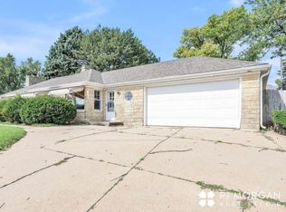 304 S 84th St, Omaha, NE 68114