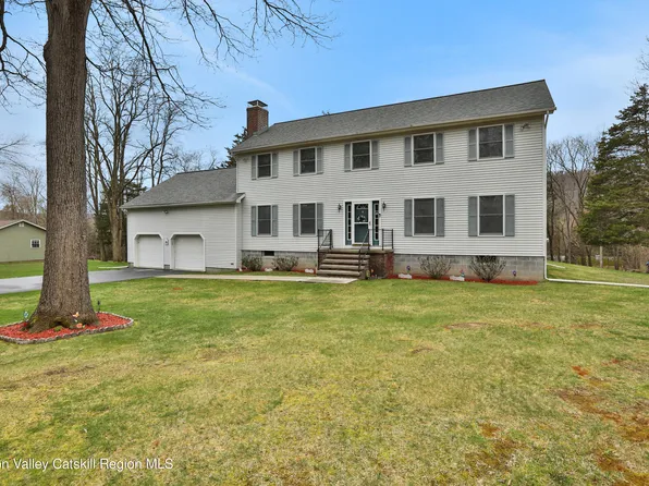 15 Florence Street, Ulster Park, NY 12487