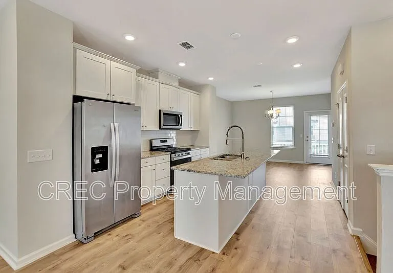 306 Pathfinder Way — Photo 9