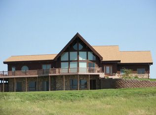 11341 N Weaver Hills Rd, North Platte, NE 69101