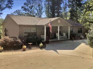 5899 White Oak Rd, Stewart, TN 37175