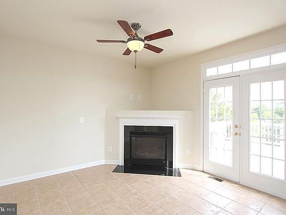 5th image of 43818 Lees Mill Sq