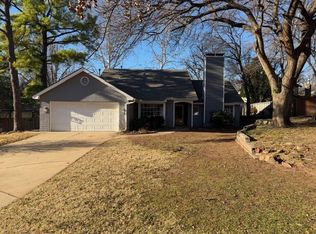 2505 Stamford Ct, Edmond, OK 73034