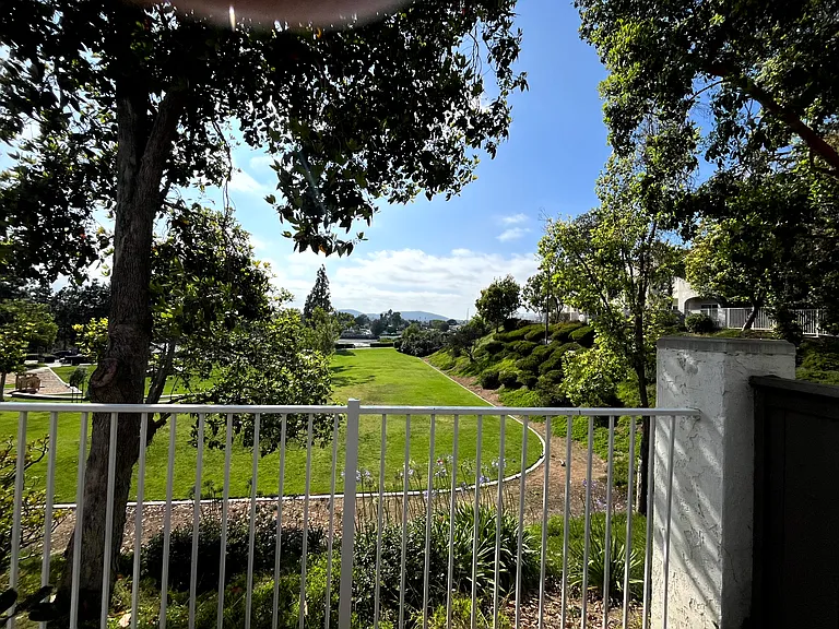 1888 Matin Cir — Photo 36