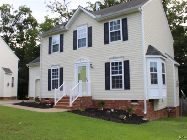 2520 Grand Glen Rd, Richmond, VA 23223