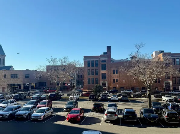 225 Saint Pauls Avenue image 8 of 22