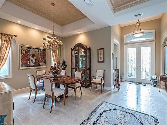 3rd image of 824 Villa Florenza Dr