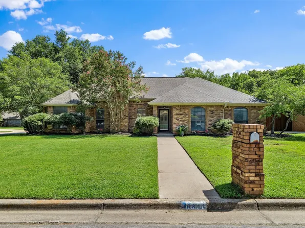 6844 Inwood Dr, North Richland Hills, TX 76182
