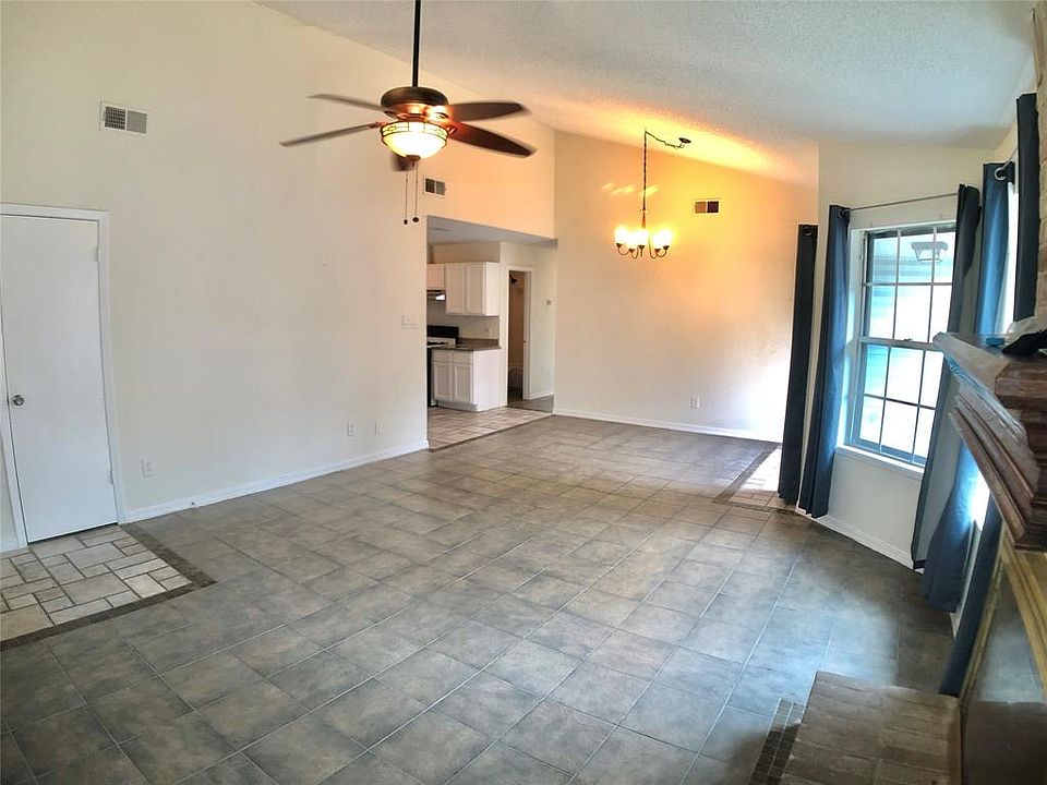1st image of 14123 Clear Forest Dr