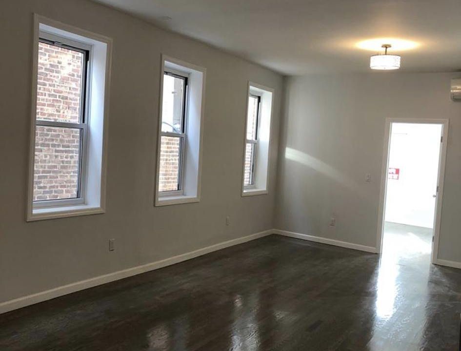 1st image of 20 Delancey St Floor 2