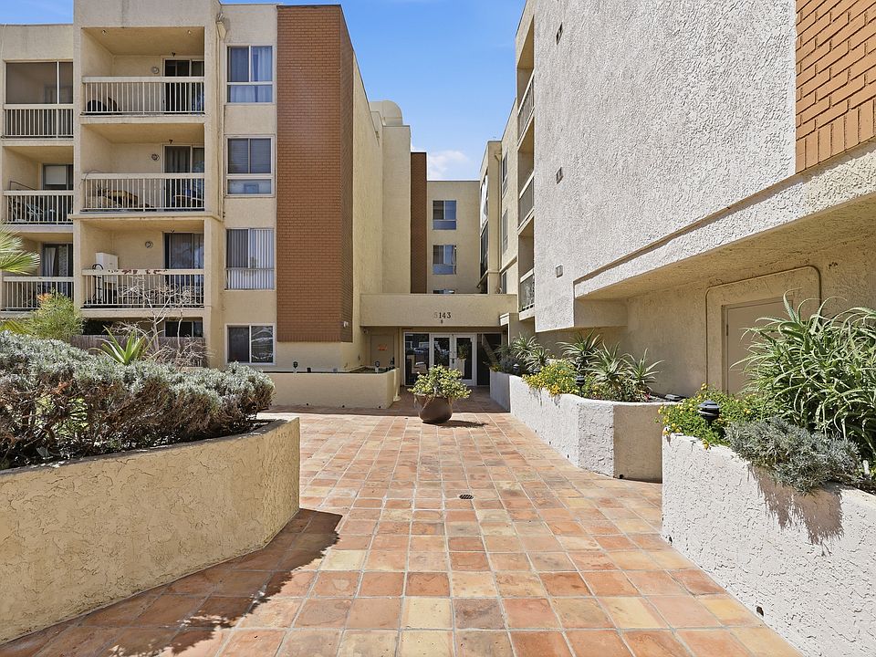 1st image of 5143 Bakman Ave APT 104