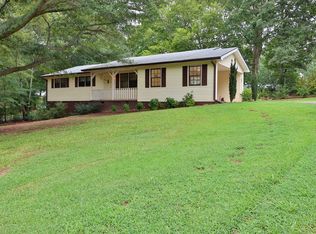 4038 Belvedere Dr, Gainesville, GA 30506