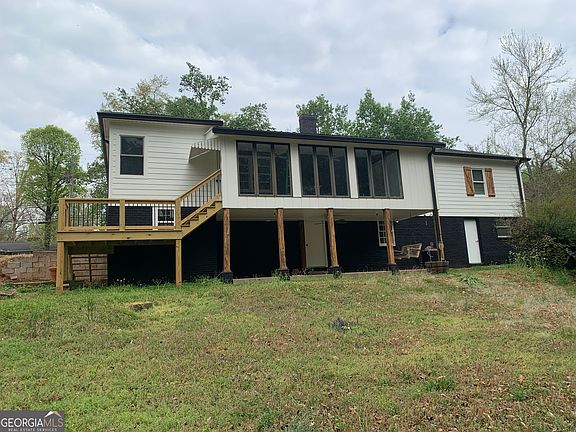 2nd image of 10170 Lavonia Rd