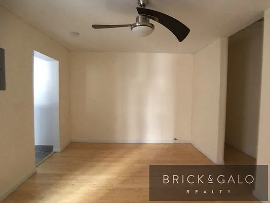 Rented by BRICK & GALO REALTY CORP | media 28