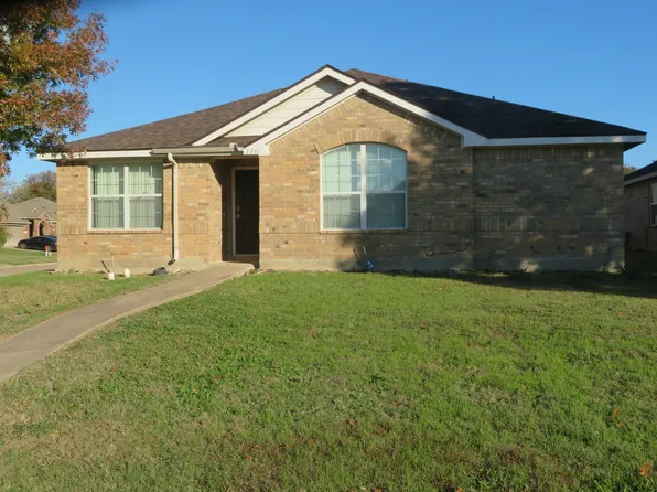 1861 Serena Dr, Lancaster, TX 75134