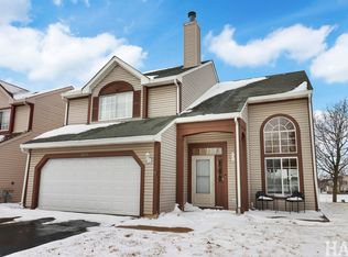 2216 N Sunrise Dr, Round Lake Beach, IL