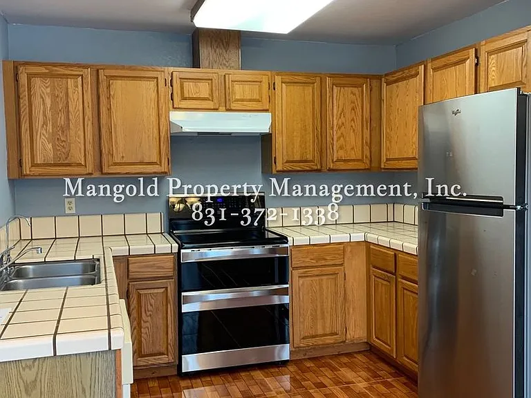 1001 Funston Ave #11 — Photo 7