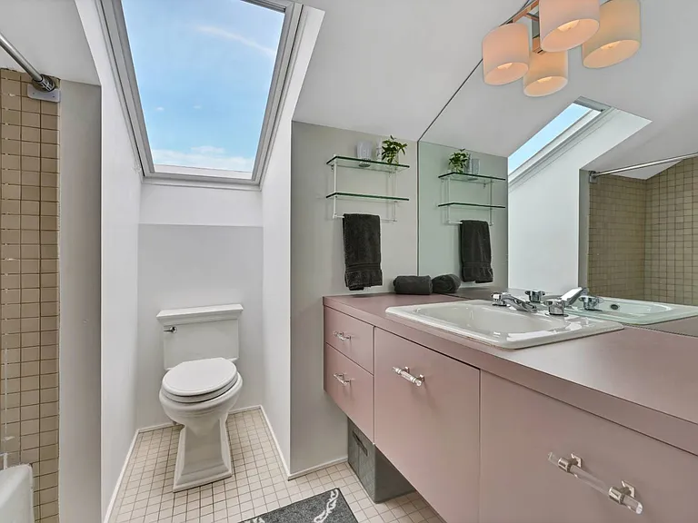 151 Kellis Pond Ln — Photo 19